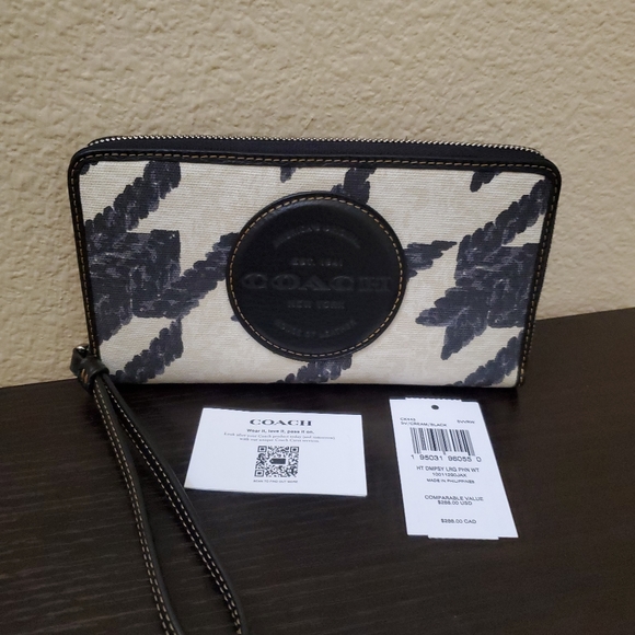 Coach Dempsey Large Wallet With Houndstooth Print - Picture 6 of 15